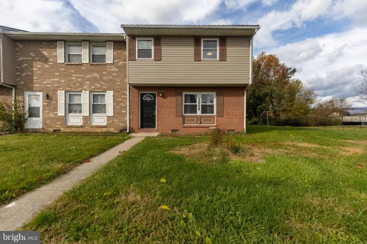 3550 Gregway Dr, Chambersburg, PA 17202 - Image #1