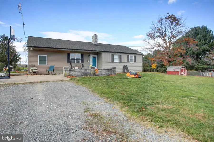 2688 Rocky Spring Rd, Chambersburg, PA 17201 - Image #2