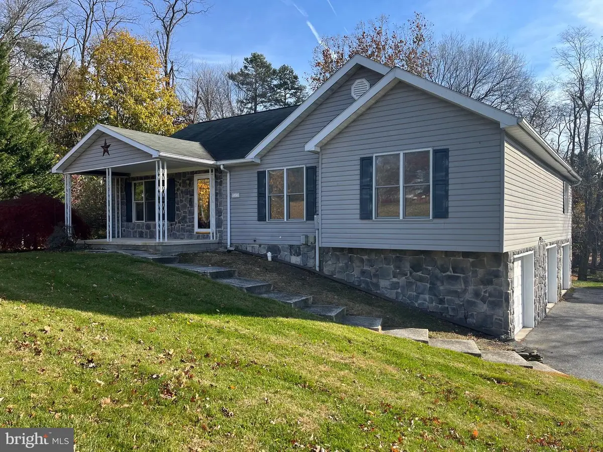 1032 Upland Drive, Fayetteville, PA 17222 - Image #1