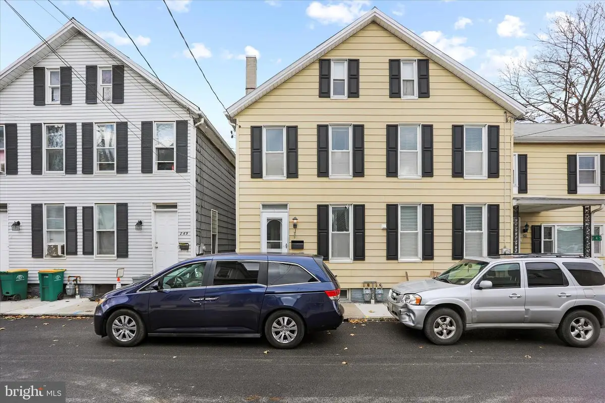 247 Martin Ave, Chambersburg, PA 17201 - Image #1