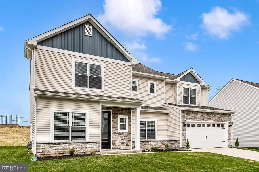 504 Abigail Ave, Waynesboro, PA 17268 - #2