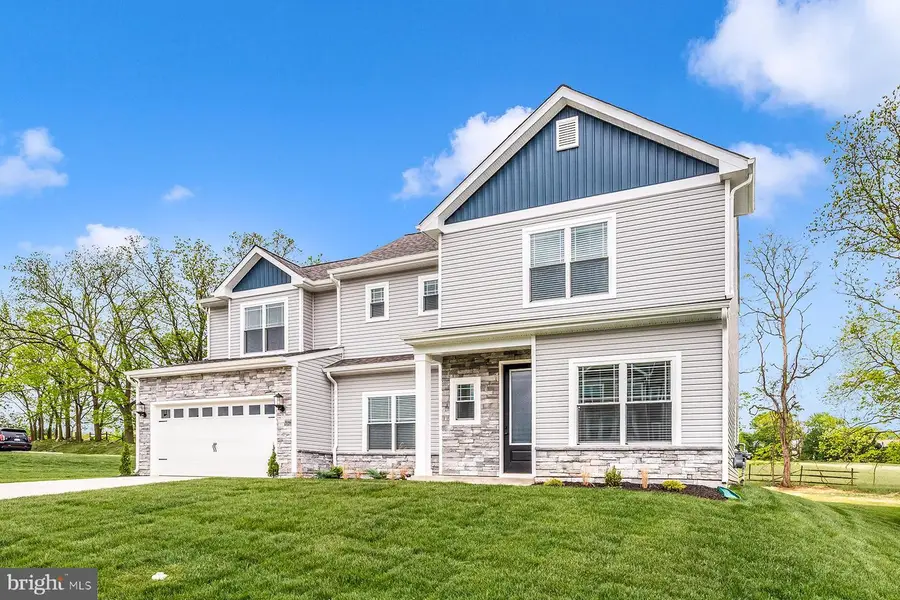 512 Abigail Ave, Waynesboro, PA 17268 - Image #2