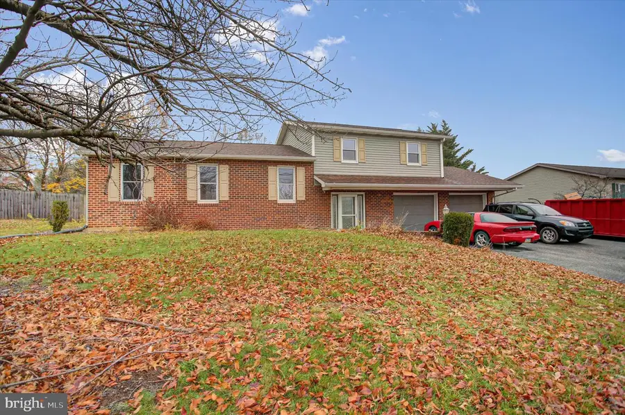 513 N Morris St, Shippensburg, PA 17257 - Image #2