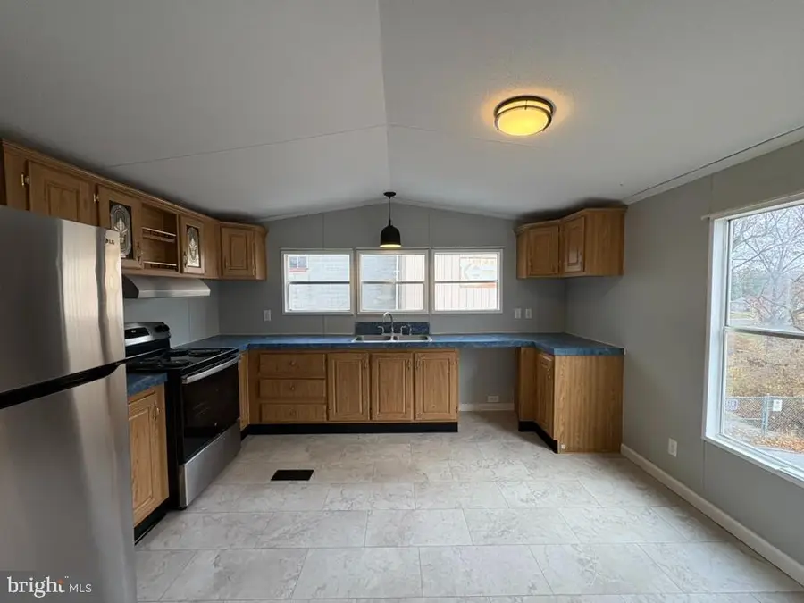 504 Cleveland Avenue Ext, Waynesboro, PA 17268 - Image #3