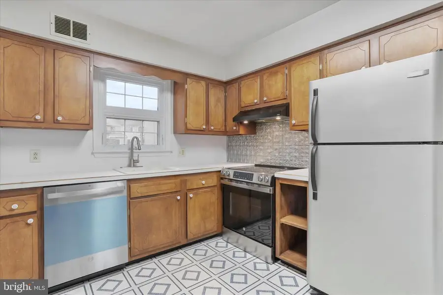 710 Cumberland Avenue, Chambersburg, PA 17201 - Image #3