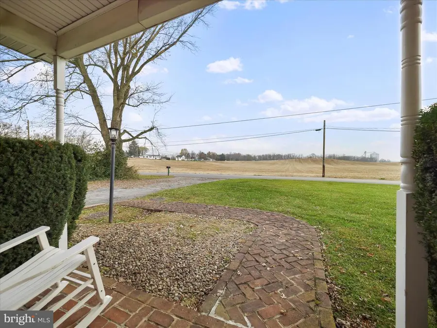 9931 Mcclanahan Rd, Greencastle, PA 17225 - Image #2