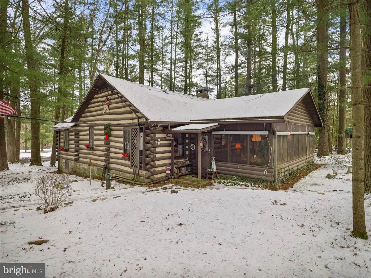 10086 Golf Course Rd, Fayetteville, PA 17222 - Image #1