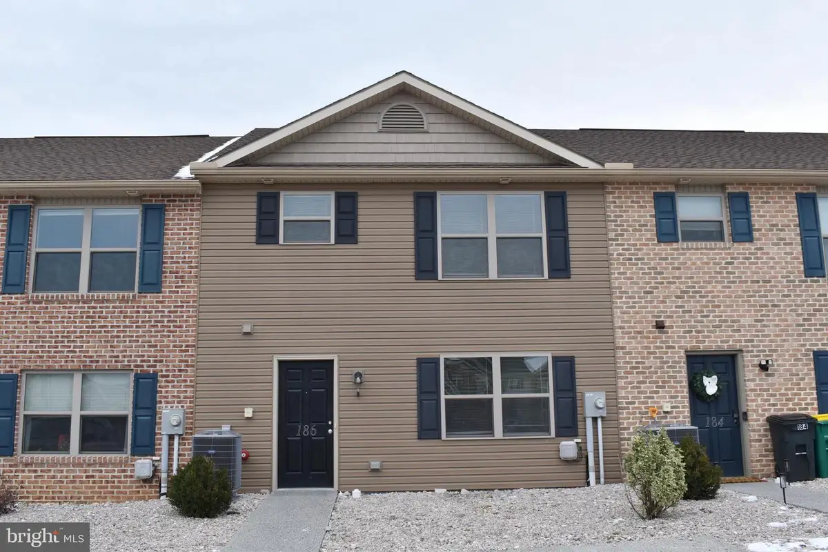 186 Delano Dr, Chambersburg, PA 17201 - Image #1