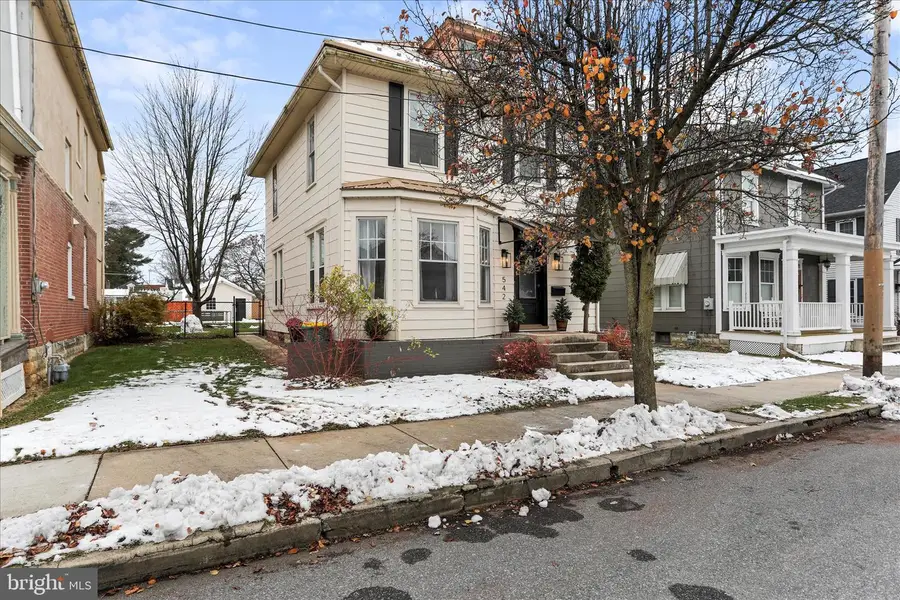 542 E Liberty Street, Chambersburg, PA 17201 - Image #3