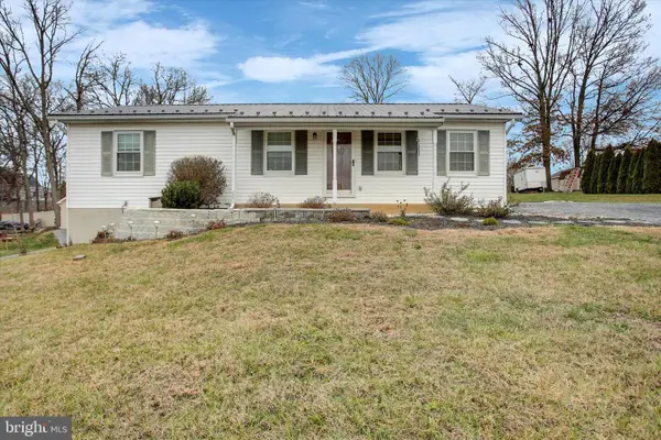 3555 Harold Pl, GREENCASTLE, PA 17225