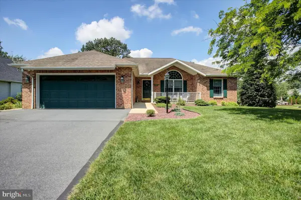 6982 Augusta National, FAYETTEVILLE, PA 17222