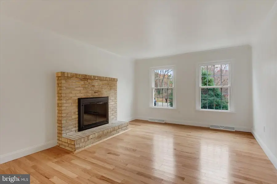 6157 Burning Tree Ln, Fayetteville, PA 17222 - Image #3