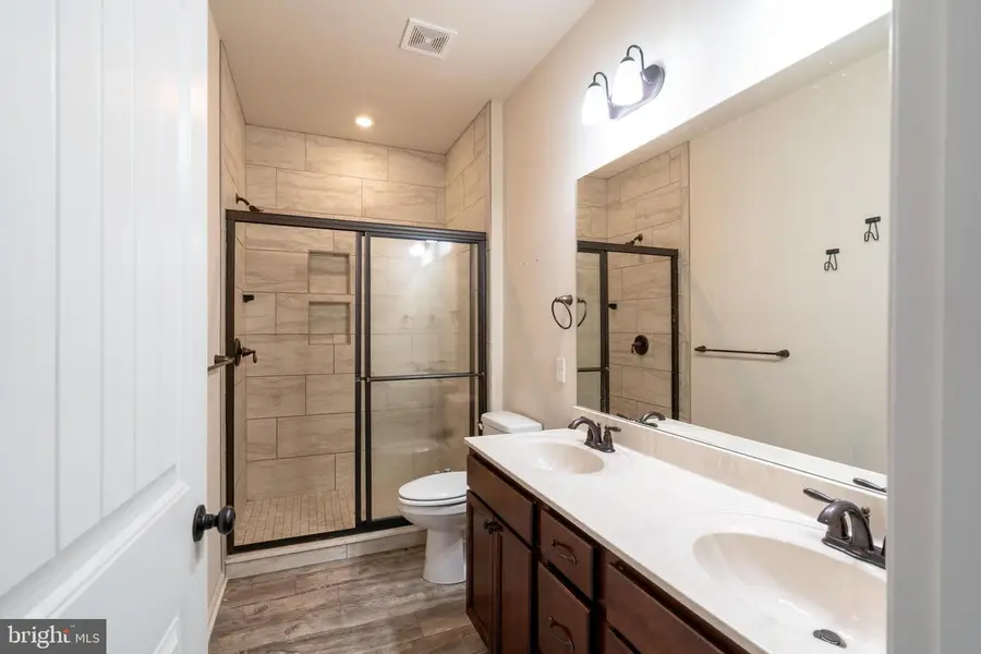 813 S Church St, Waynesboro, PA 17268 - Image #3