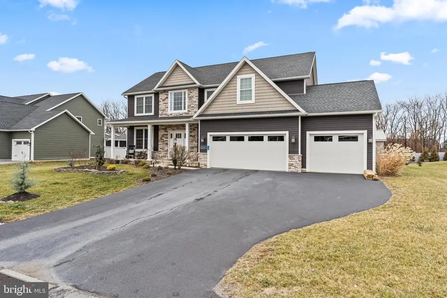 2391 Austin Ave, Chambersburg, PA 17202 - #3