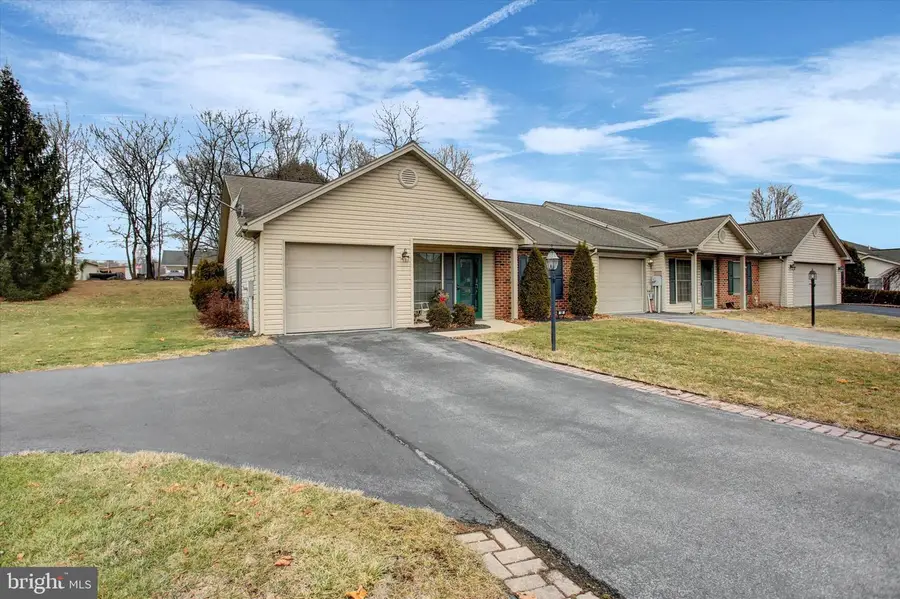 128 Sequoia Court #38, Chambersburg, PA 17201 - Image #2