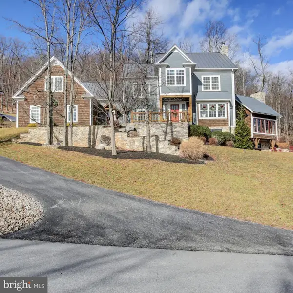 12101 Mountainside Dr, MERCERSBURG, PA 17236