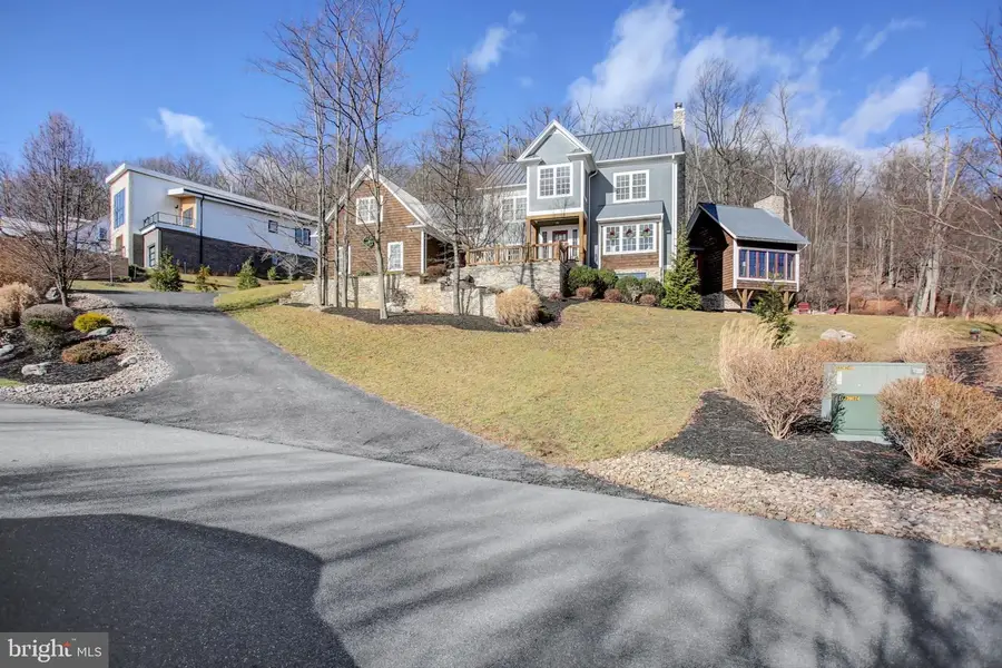 12101 Mountainside Dr, Mercersburg, PA 17236 - Image #2