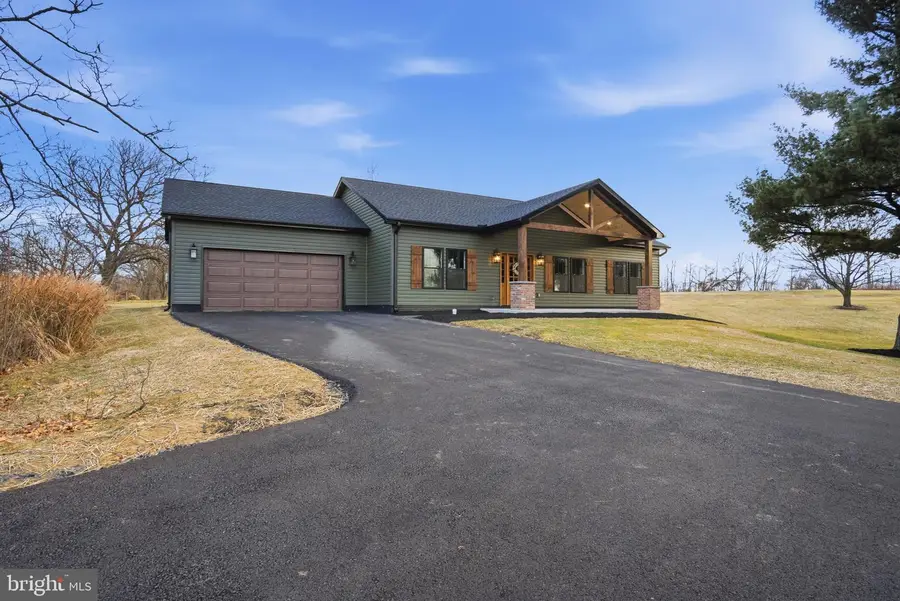 960 St Thomas-williamson Road, Saint Thomas, PA 17252 - #2