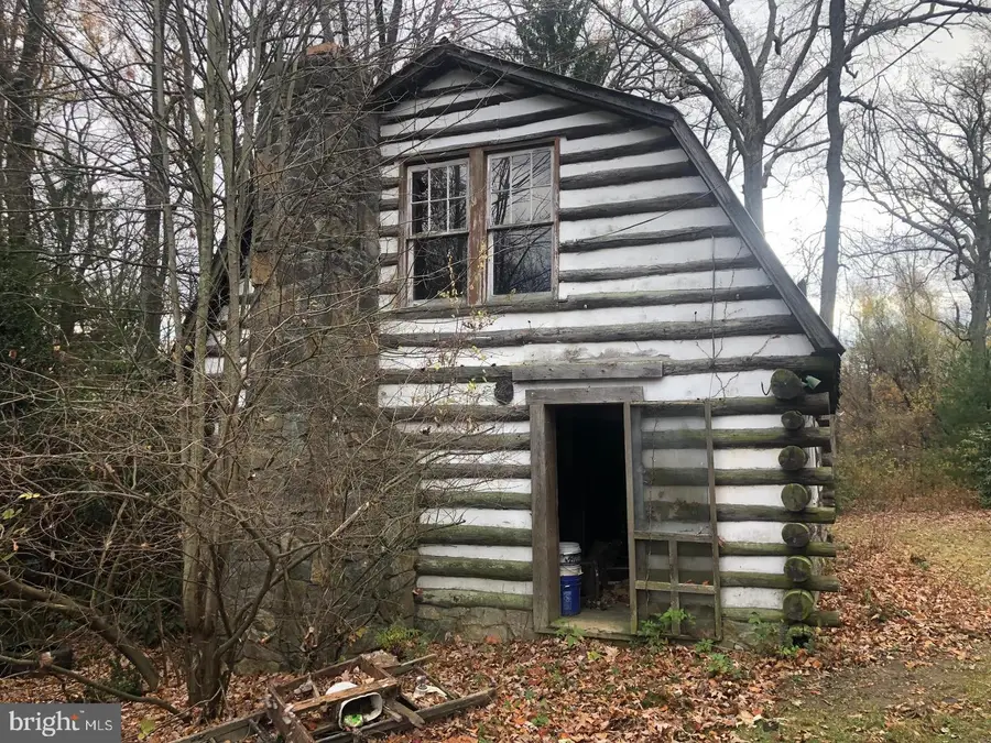 Pennersville Rd, Waynesboro, PA 17268 - #3