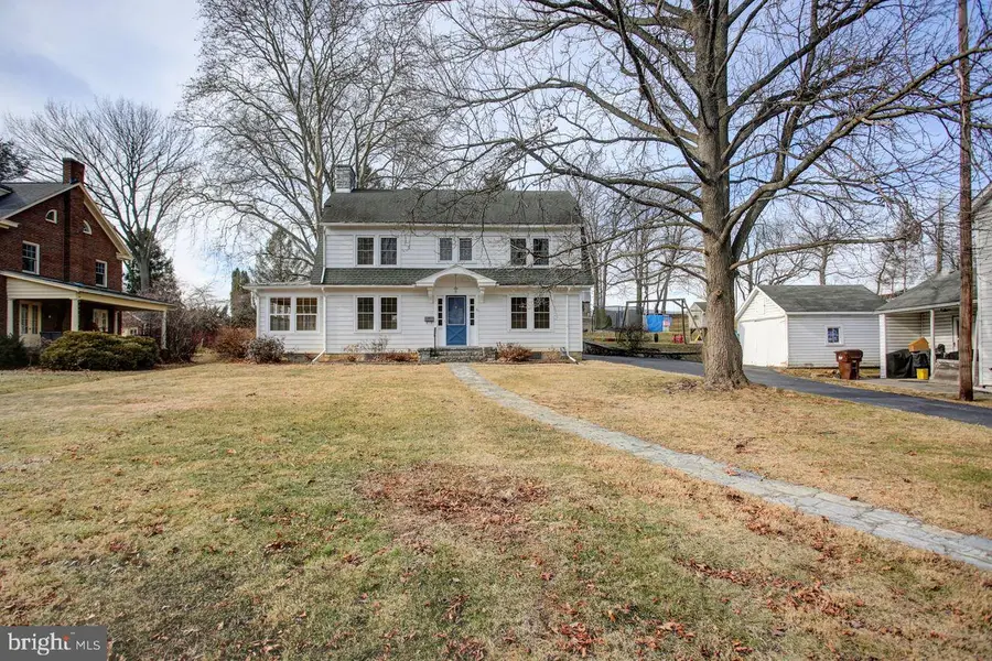 126 Linden Ave, Mercersburg, PA 17236 - #2