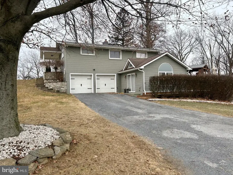 1177 Walker Rd, Chambersburg, PA 17202 - #2