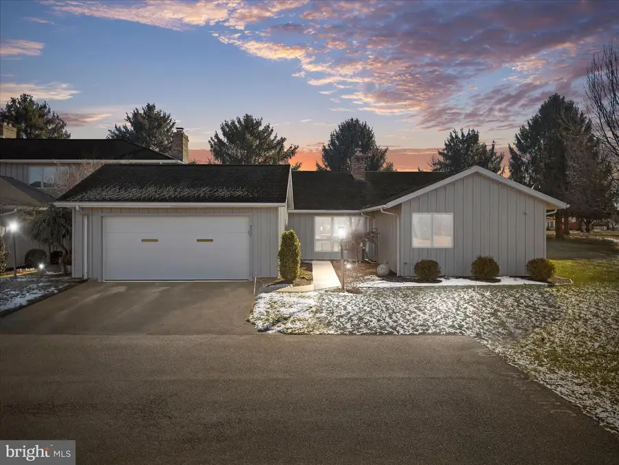 3522 Scotland Rd, Chambersburg, PA 17202 - #2