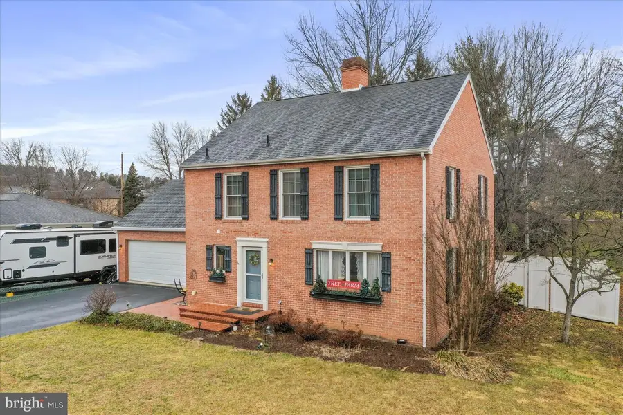 9319 Meadowbrook Drive, Waynesboro, PA 17268 - #2