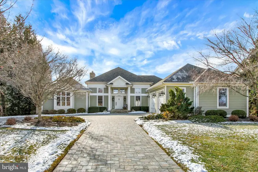 6732 St Annes Dr, Fayetteville, PA 17222 - Image #2