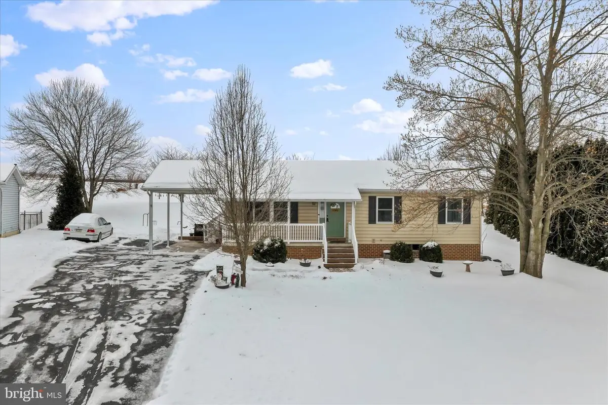 1660 Hawthorne Ln, Chambersburg, PA 17202 - #1