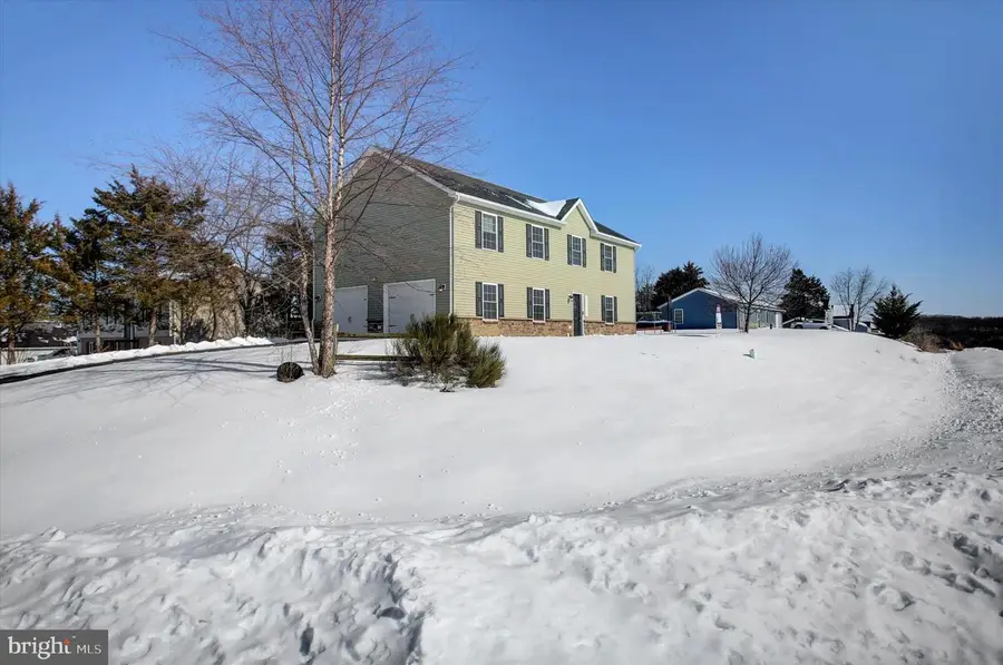 3618 Hickory Ct, Chambersburg, PA 17202 - Image #3