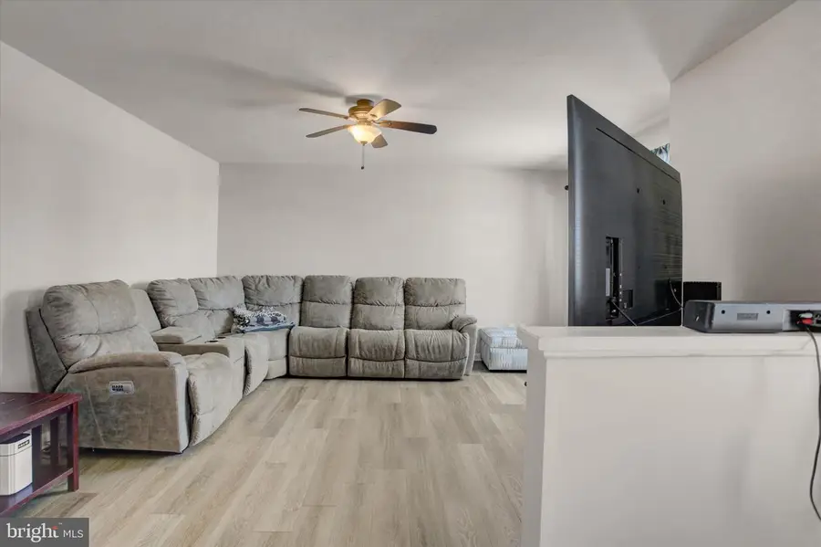 398 Hykes Road East, Greencastle, PA 17225 - Image #2