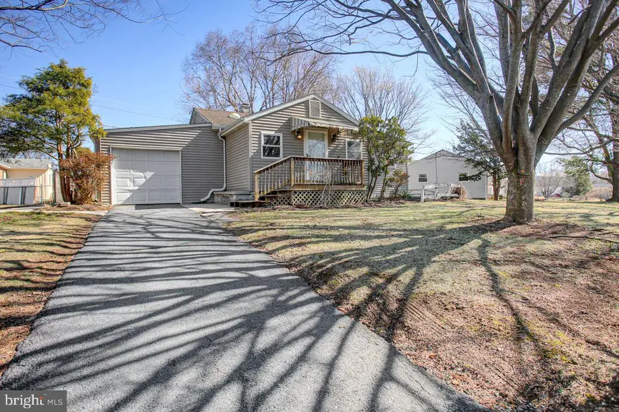 123 Lincoln Drive, Fayetteville, PA 17222 - #3