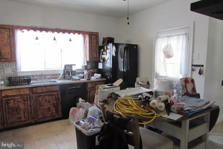 412 S Potomac Street, Waynesboro, PA 17268 - #2