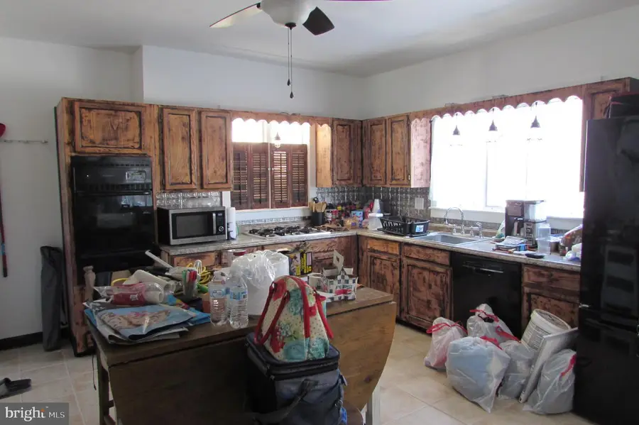 412 S Potomac Street, Waynesboro, PA 17268 - #3