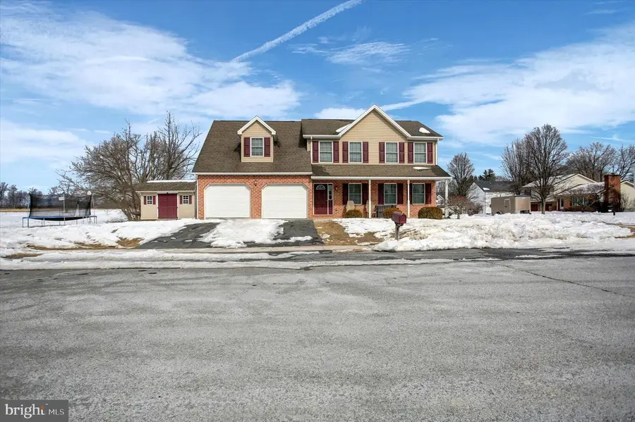 112 Baker And Russell Dr, Shippensburg, PA 17257 - #2