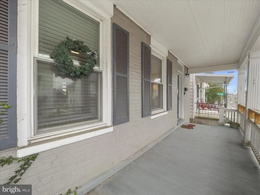 133 N Church St, Waynesboro, PA 17268 - #3