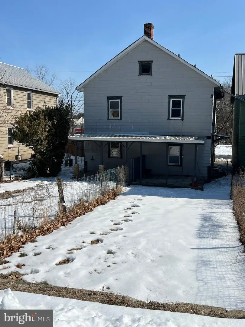 325 And 327 Hood Street, Chambersburg, PA 17201 - #3