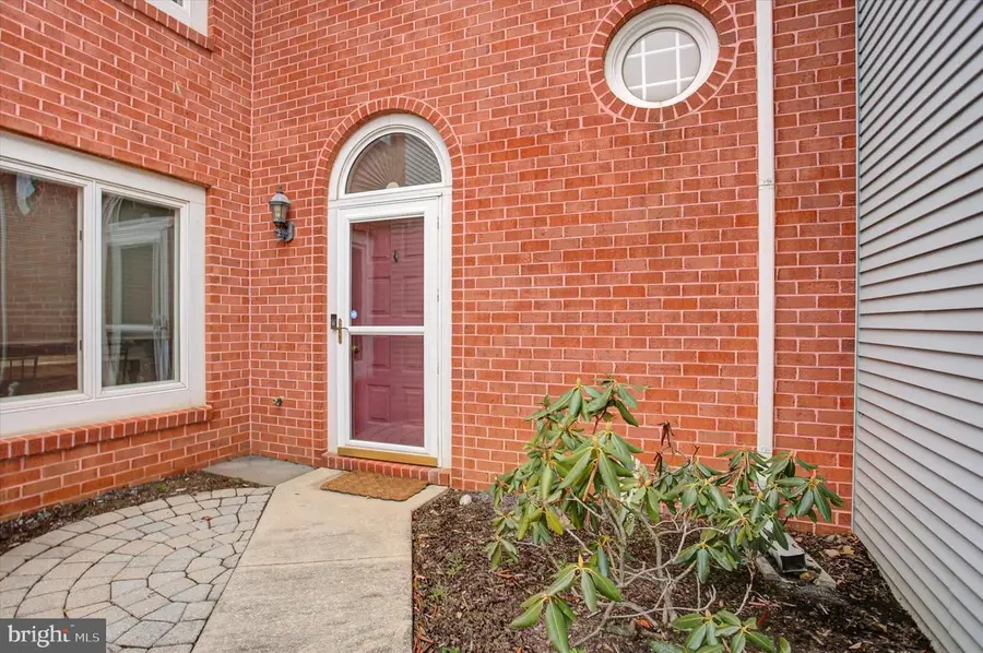 5312 Fairway Dr W, Fayetteville, PA 17222 - #2