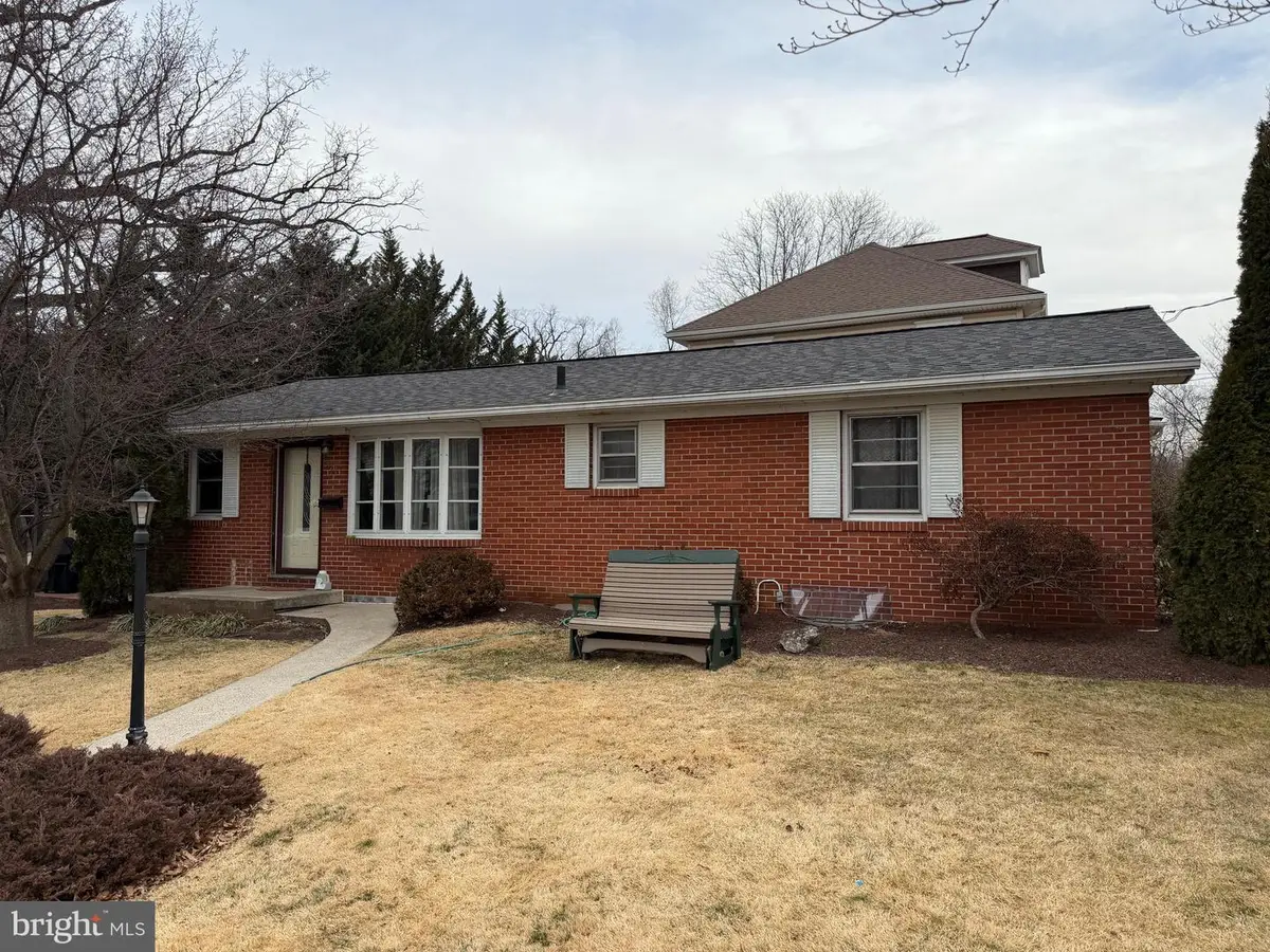 11 Scotland Road, Chambersburg, PA 17201 - #1