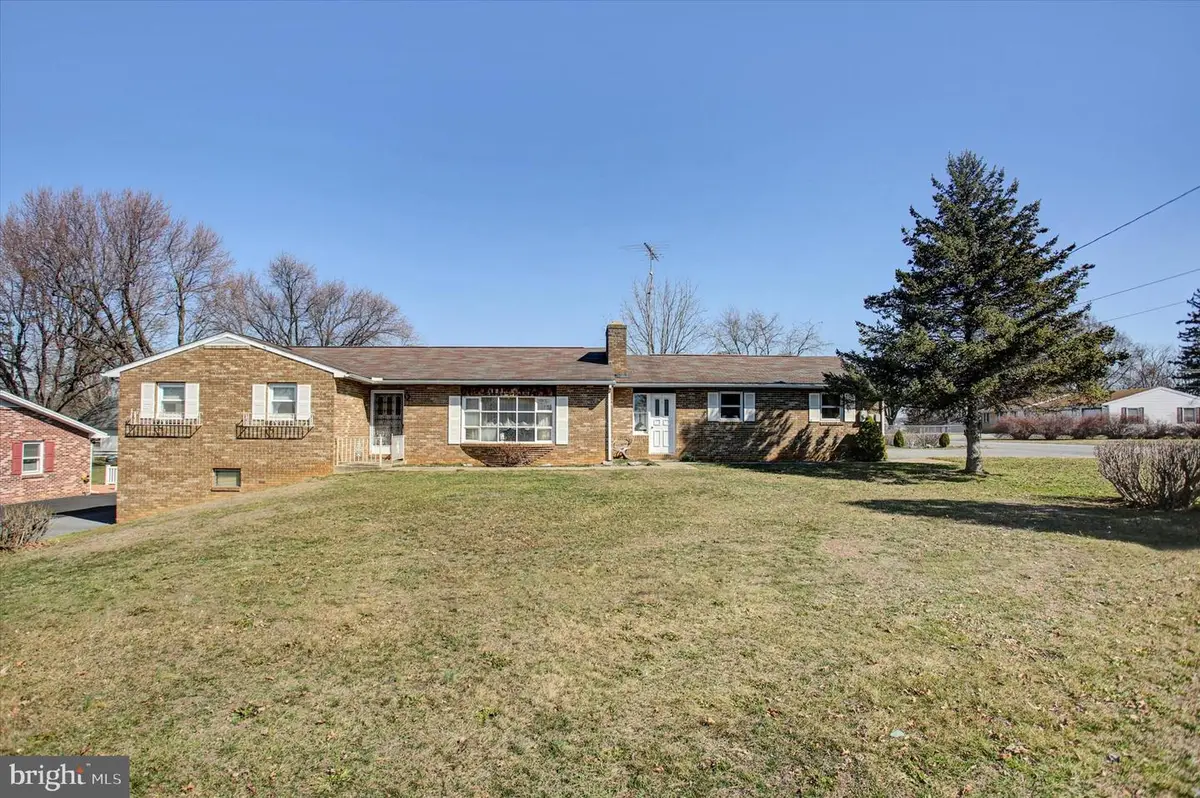 1343 Second Avenue, Chambersburg, PA 17202 - #1