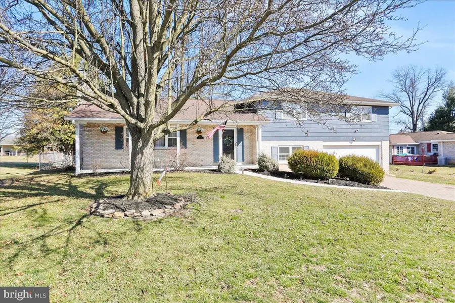 173 Colonial Dr, Chambersburg, PA 17202 - #3