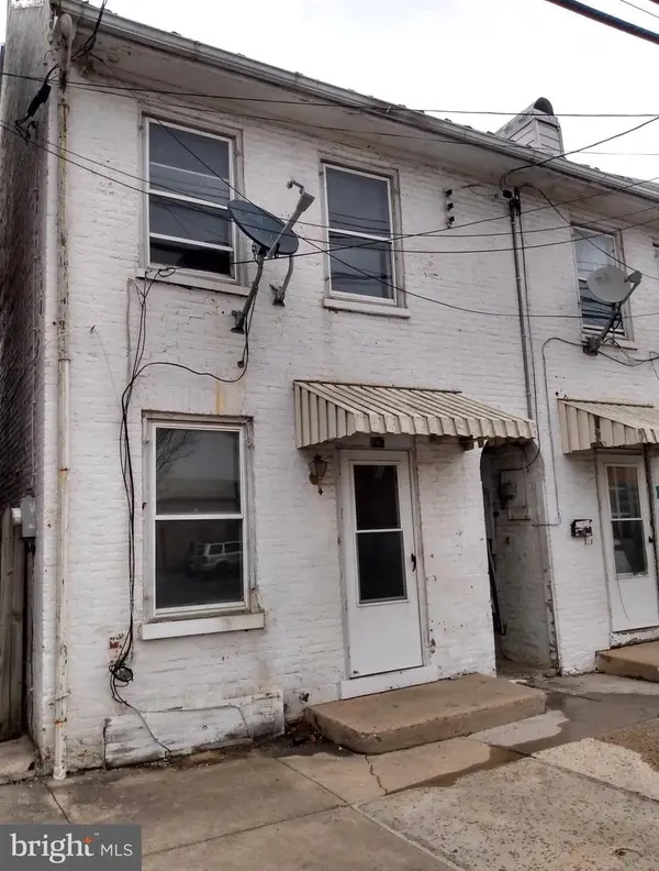 123 W King St, CHAMBERSBURG, PA 17201