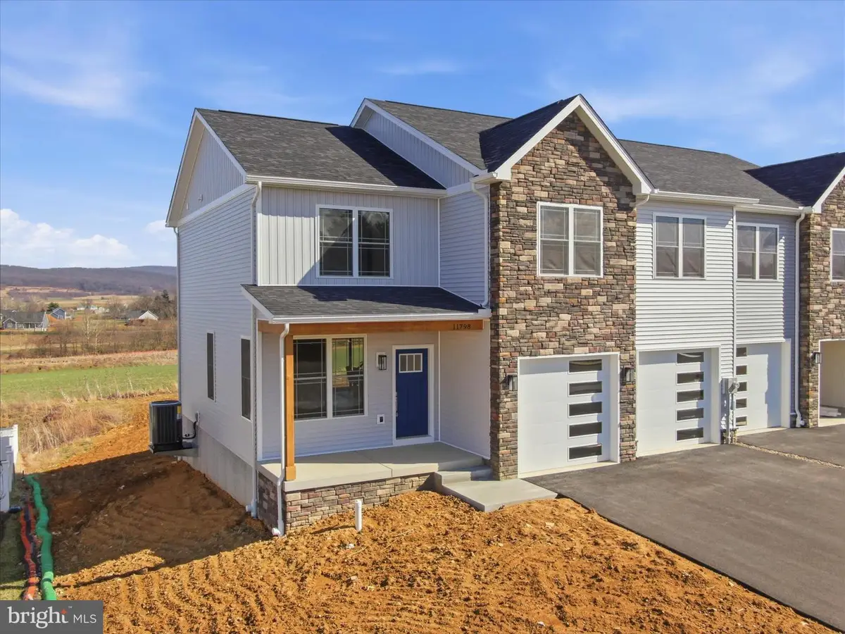 11802 Mystic Rock Ln S, Waynesboro, PA 17268 - #1