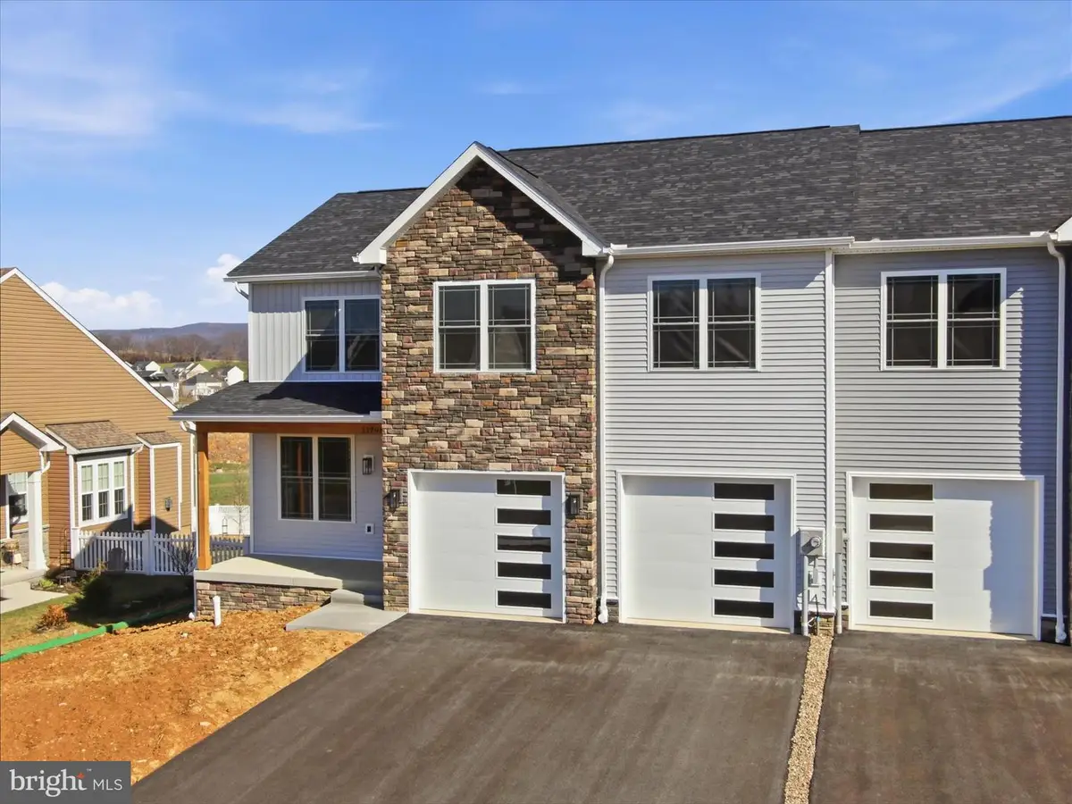 11820 Mystic Rock Ln S, Waynesboro, PA 17268 - #1