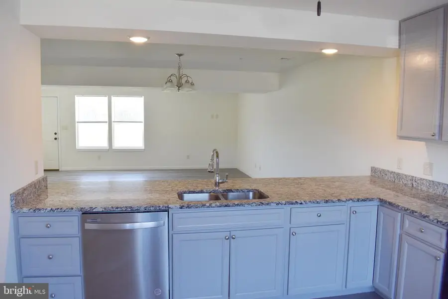 161 Delano Dr, Chambersburg, PA 17201 - #3