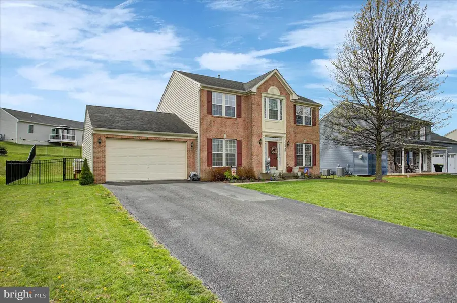 12382 N Welty Rd, Waynesboro, PA 17268 - #2