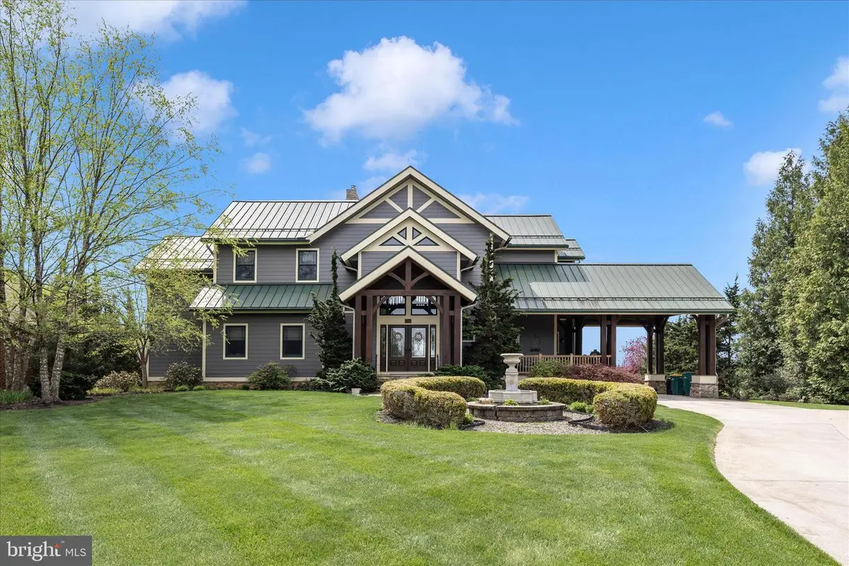 6740 St Annes Dr, Fayetteville, PA 17222 - #1