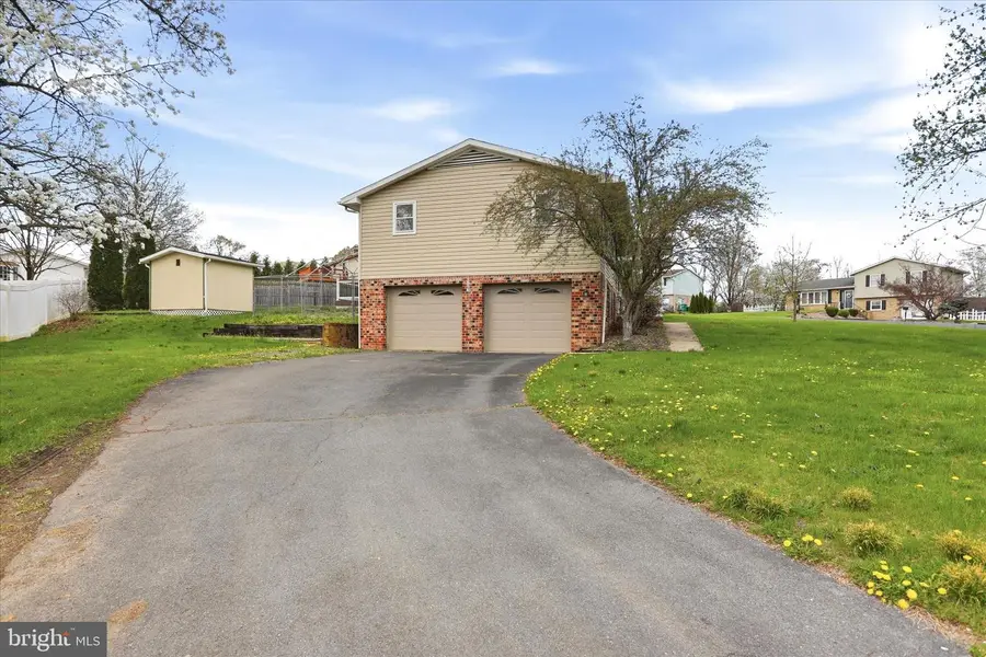 99 Jameslee Drive, Chambersburg, PA 17202 - #2
