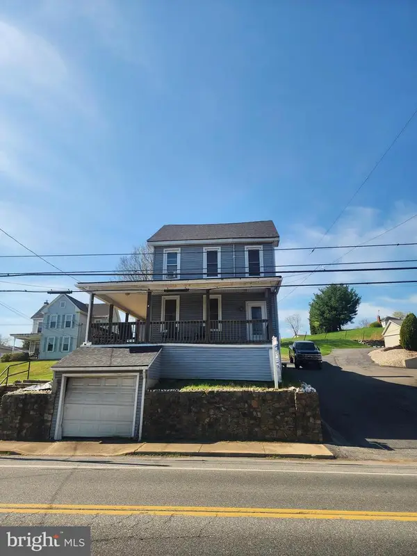 702 W W Main Street, WAYNESBORO, PA 17268