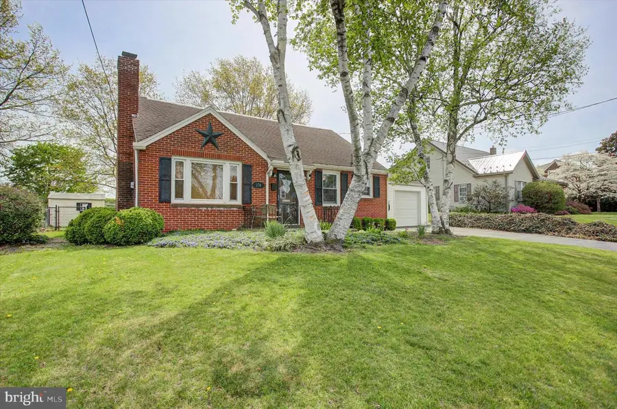 374 Glen Street, Chambersburg, PA 17201 - #3